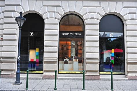 louis vuitton budapest foto|Louis Vuitton Budapest .